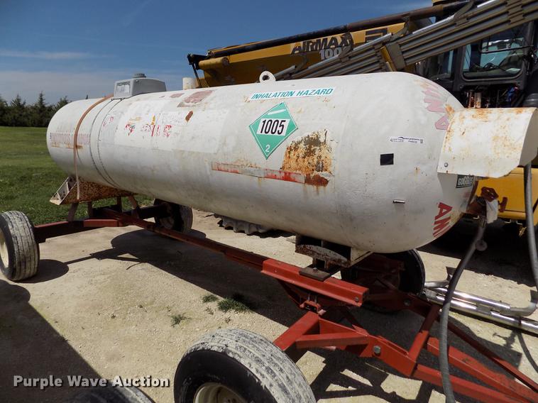 image for item FN9530 Anhydrous ammonia tank