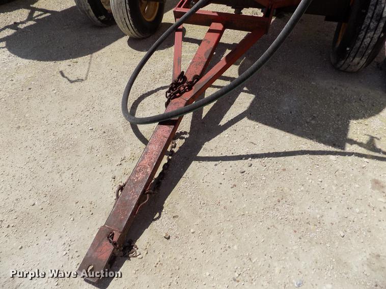 image for item FN9530 Anhydrous ammonia tank