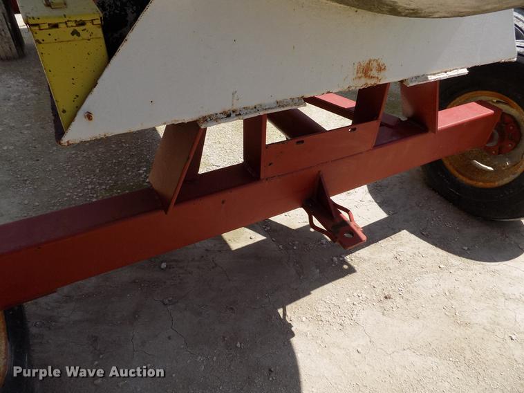 image for item FN9530 Anhydrous ammonia tank