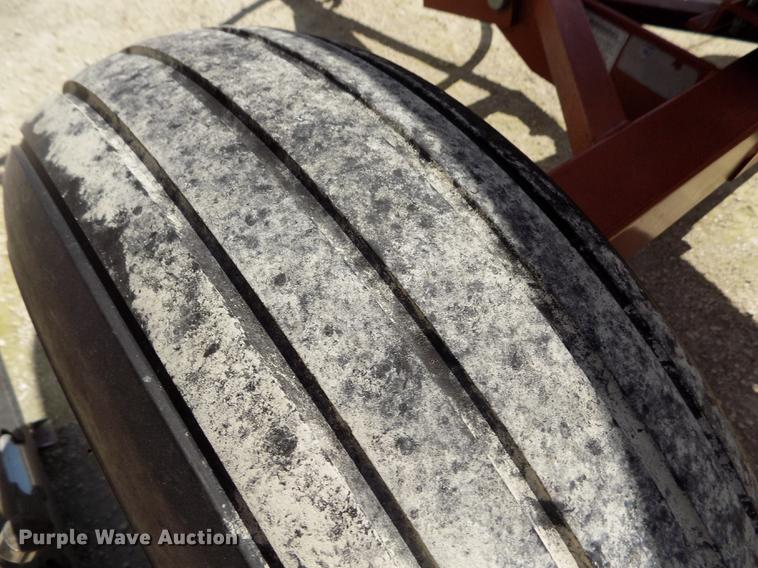 image for item FN9530 Anhydrous ammonia tank