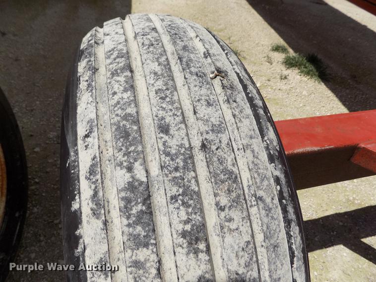 image for item FN9530 Anhydrous ammonia tank