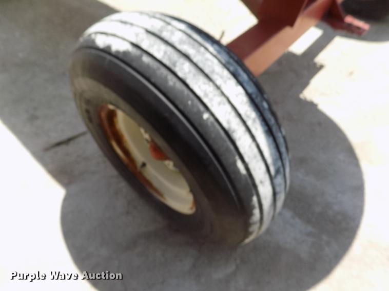 image for item FN9530 Anhydrous ammonia tank