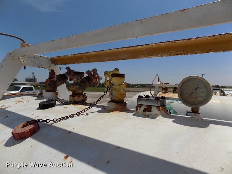 image for item FN9531 Beaird anhydrous ammonia tank