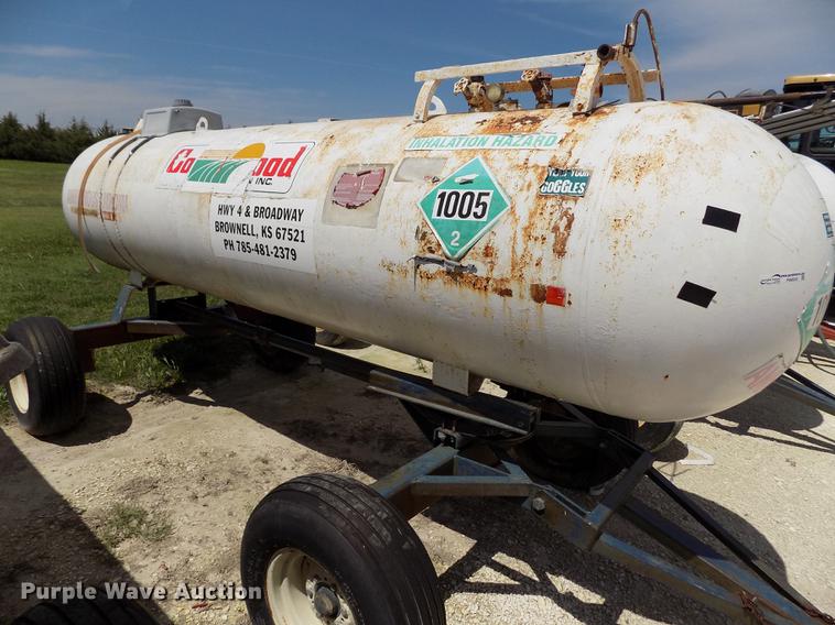image for item FN9532 Trinity anhydrous ammonia tank