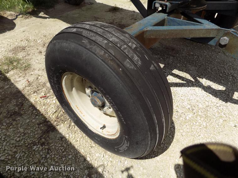 image for item FN9532 Trinity anhydrous ammonia tank