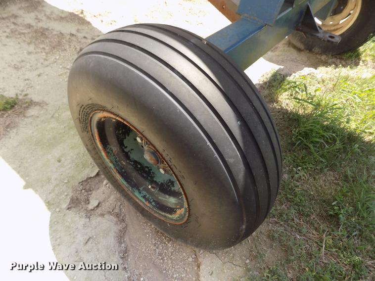 image for item FN9532 Trinity anhydrous ammonia tank