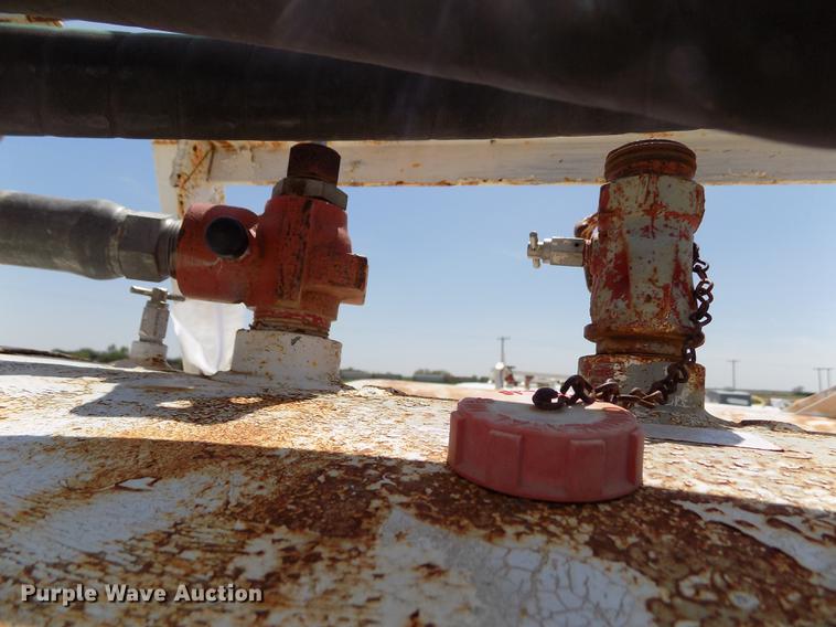 image for item FN9533 Beaird anhydrous ammonia tank