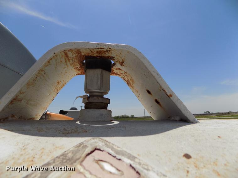 image for item FN9533 Beaird anhydrous ammonia tank