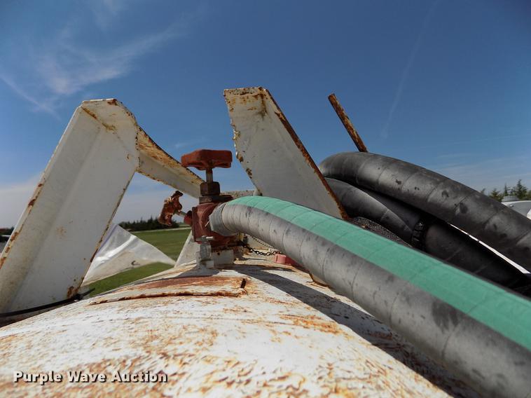 image for item FN9533 Beaird anhydrous ammonia tank