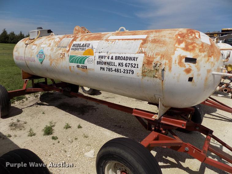 image for item FN9534 Anhydrous ammonia tank