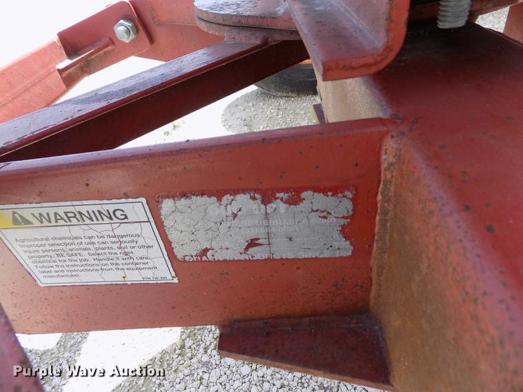 image for item FN9534 Anhydrous ammonia tank