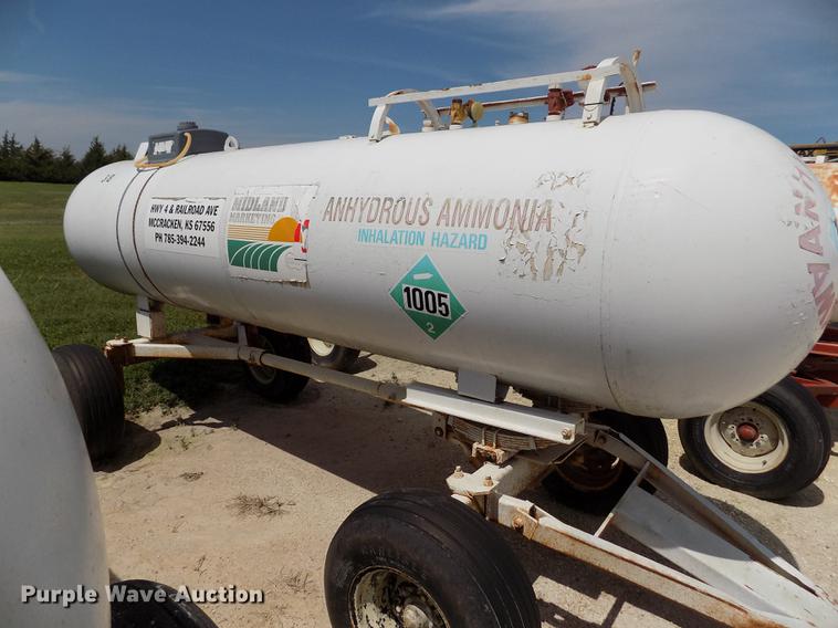 image for item FN9535 Anhydrous ammonia tank