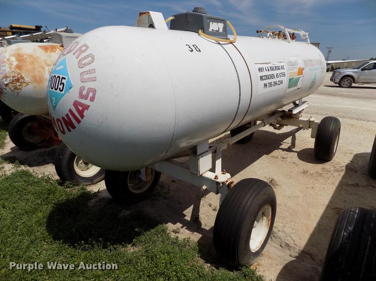 image for item FN9535 Anhydrous ammonia tank