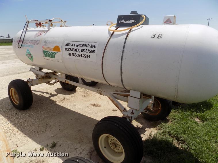 image for item FN9535 Anhydrous ammonia tank