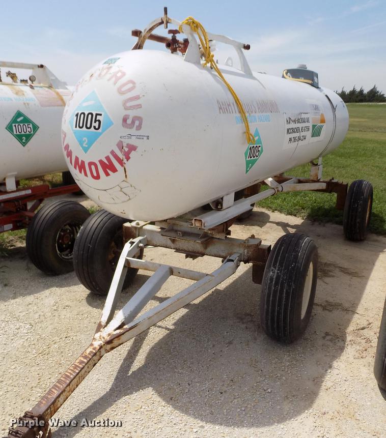 image for item FN9536 Anhydrous ammonia tank