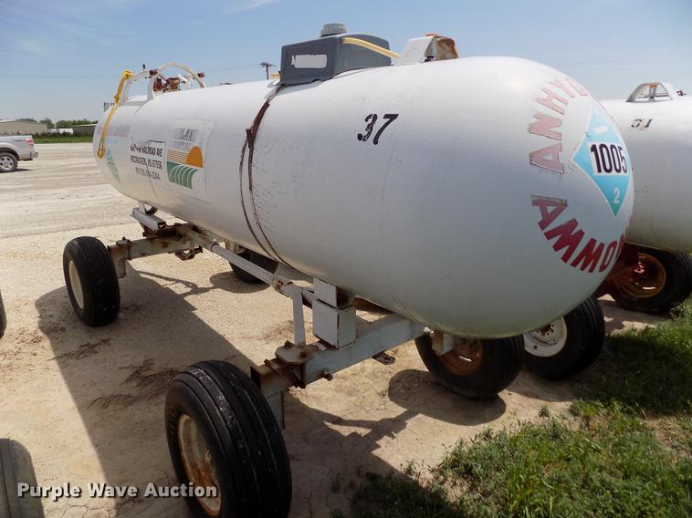 image for item FN9536 Anhydrous ammonia tank