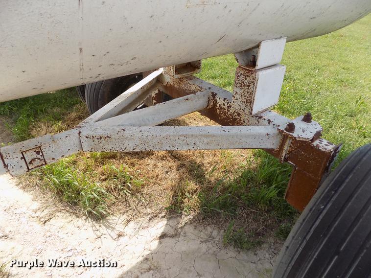 image for item FN9538 Trinity anhydrous ammonia tank