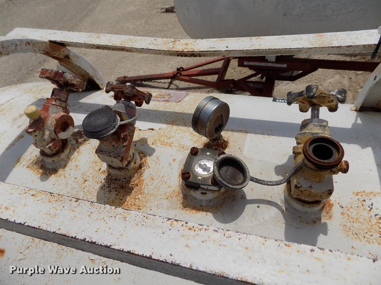 image for item FN9538 Trinity anhydrous ammonia tank
