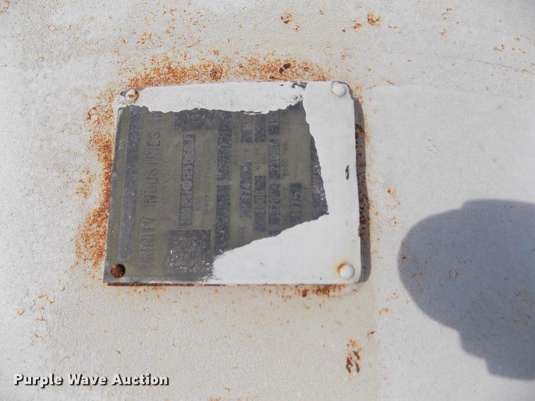 image for item FN9538 Trinity anhydrous ammonia tank