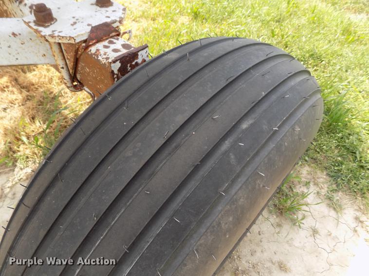 image for item FN9538 Trinity anhydrous ammonia tank