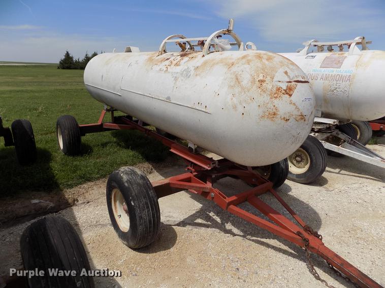 image for item FN9539 Anhydrous ammonia tank