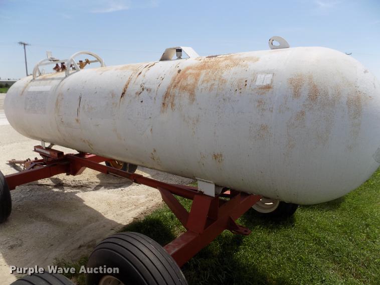 image for item FN9539 Anhydrous ammonia tank