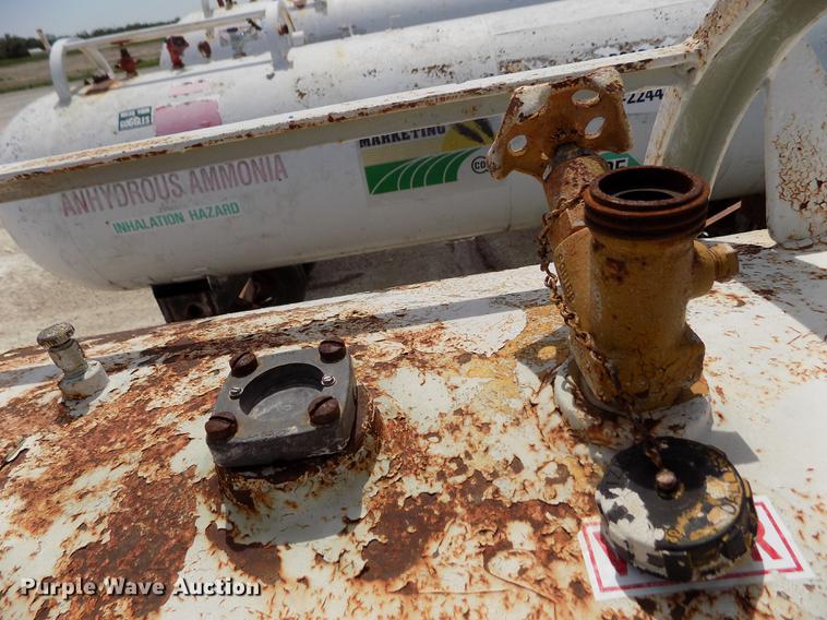 image for item FN9539 Anhydrous ammonia tank