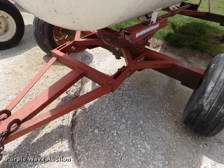 image for item FN9539 Anhydrous ammonia tank