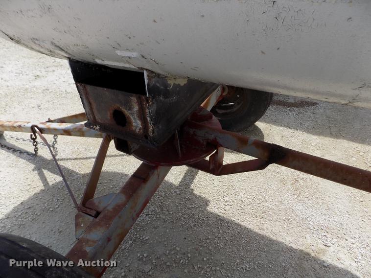 image for item FN9540 Anhydrous ammonia tank