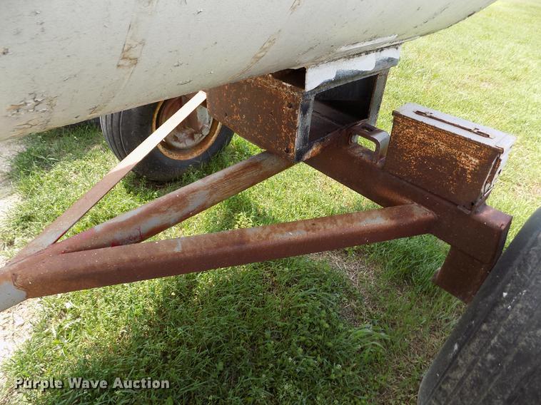 image for item FN9540 Anhydrous ammonia tank