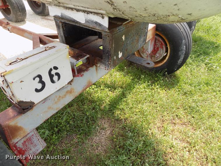 image for item FN9540 Anhydrous ammonia tank
