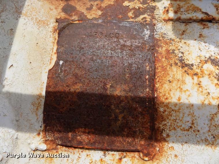 image for item FN9540 Anhydrous ammonia tank