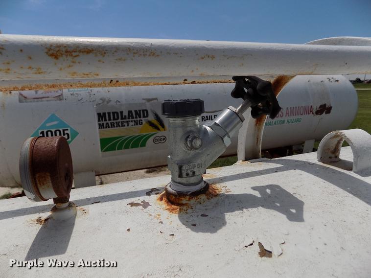image for item FN9540 Anhydrous ammonia tank