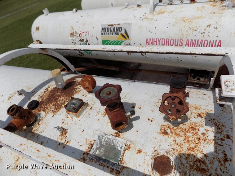 image for item FN9541 Trinity anhydrous ammonia tank