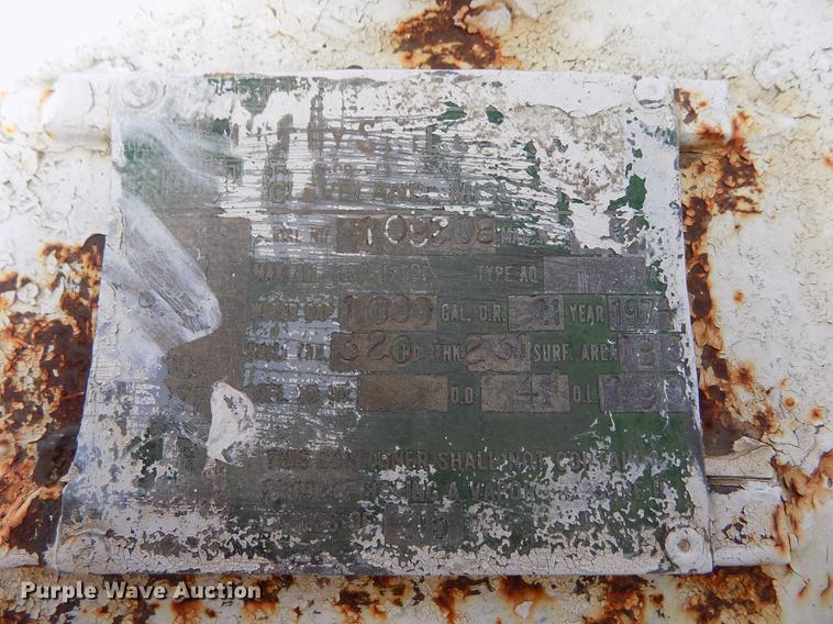 image for item FN9541 Trinity anhydrous ammonia tank