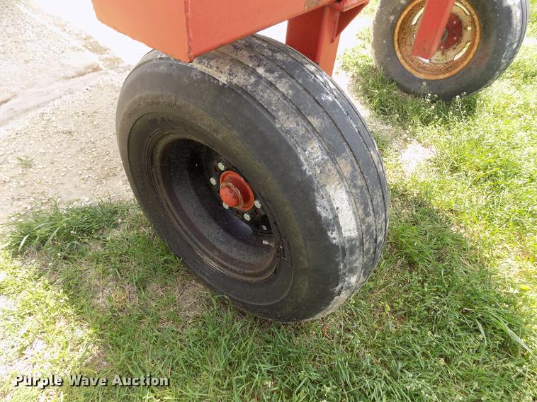 image for item FN9541 Trinity anhydrous ammonia tank