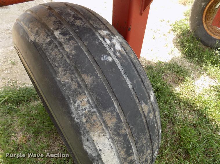 image for item FN9541 Trinity anhydrous ammonia tank