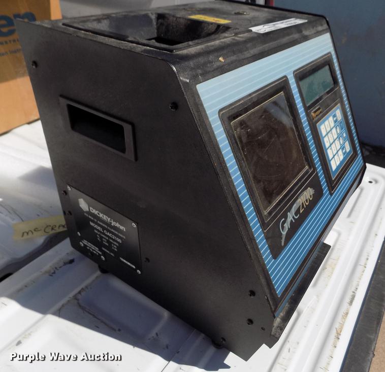 image for item FN9546 Dickey-John GAC2100 grain analysis computer