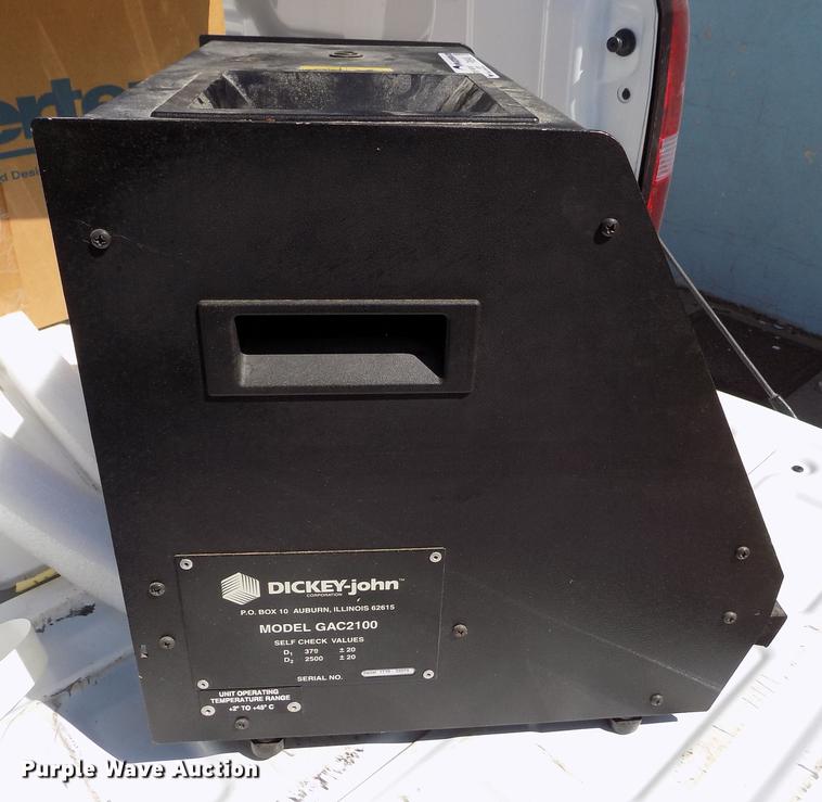 image for item FN9546 Dickey-John GAC2100 grain analysis computer