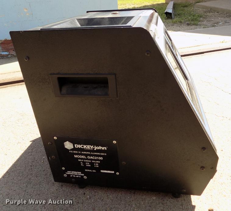 image for item FN9547 Dickey-John GAC2100 grain analysis computer