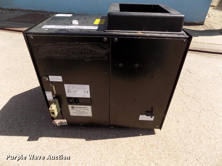 image for item FN9548 Dickey-John GAC2100B grain analysis computer