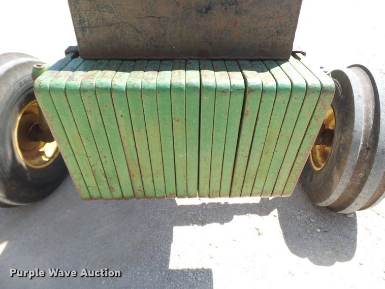 image for item FS9576 1978 John Deere 4440 tractor