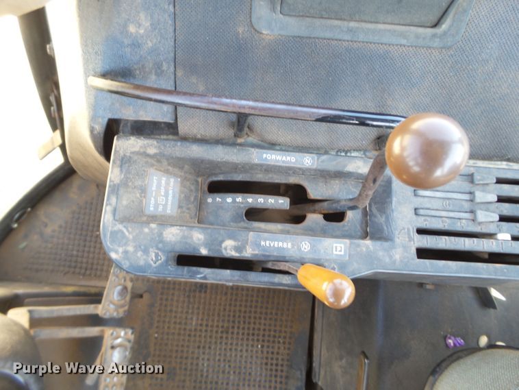 image for item FS9576 1978 John Deere 4440 tractor