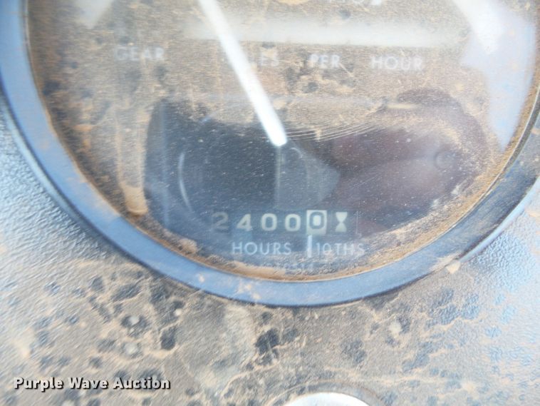 image for item FS9576 1978 John Deere 4440 tractor