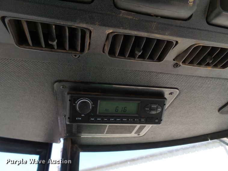 image for item FS9576 1978 John Deere 4440 tractor