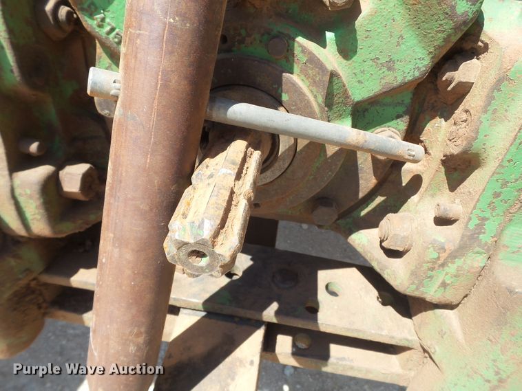 image for item FS9576 1978 John Deere 4440 tractor