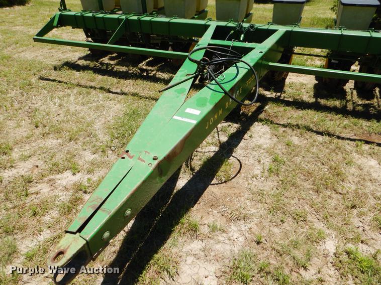 image for item FT9516 John Deere 7000 no-till planter