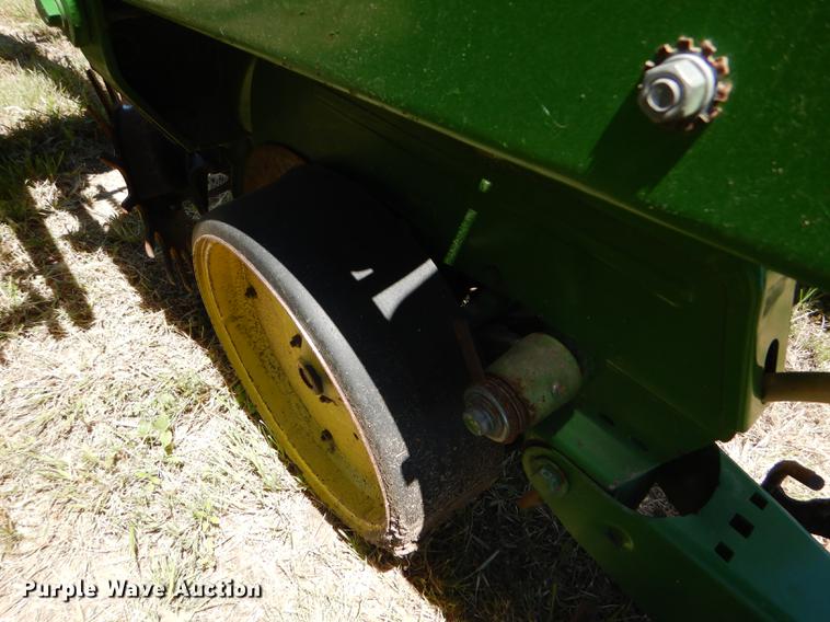 image for item FT9516 John Deere 7000 no-till planter