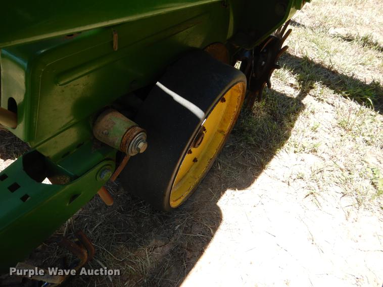 image for item FT9516 John Deere 7000 no-till planter