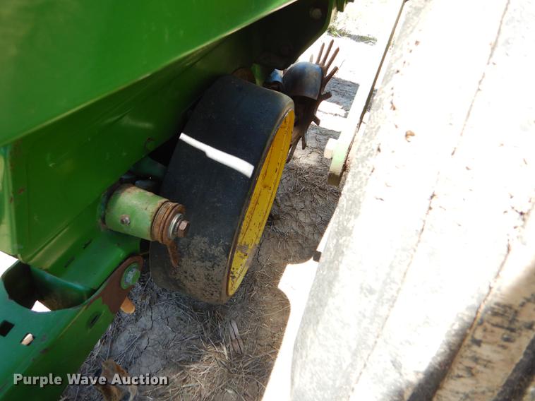image for item FT9516 John Deere 7000 no-till planter